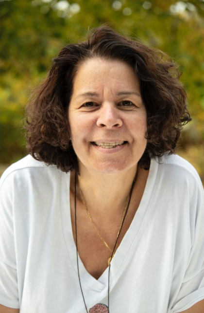  Annette Bhre