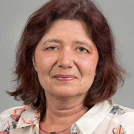  Regina Lenz